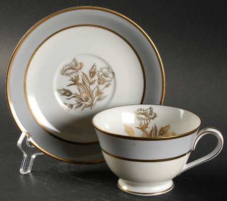 5180 Footed Cup & Saucer Set