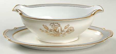 5180 Gravy Boat with Attached Underplate
