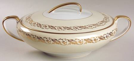 5181 Round Covered Vegetable