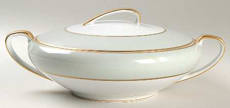 5248 Round Covered Vegetable
