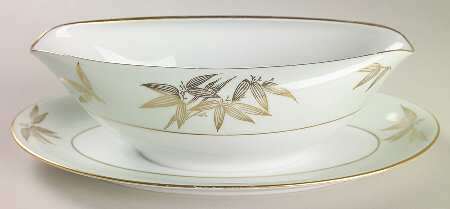 5271 Gravy Boat with Attached Underplate