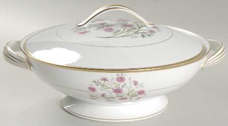 5297 Round Covered Vegetable