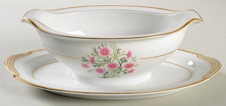 5297 Gravy Boat with Attached Underplate