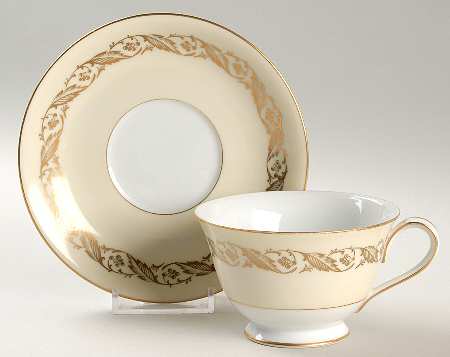 5298 Footed Cup & Saucer Set