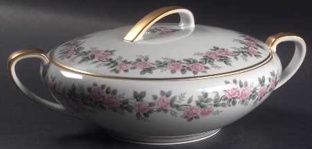 5412 Round Covered Vegetable