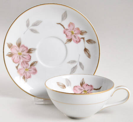5473 Flat Cup & Saucer Set