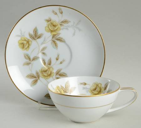 5511 Flat Cup & Saucer Set
