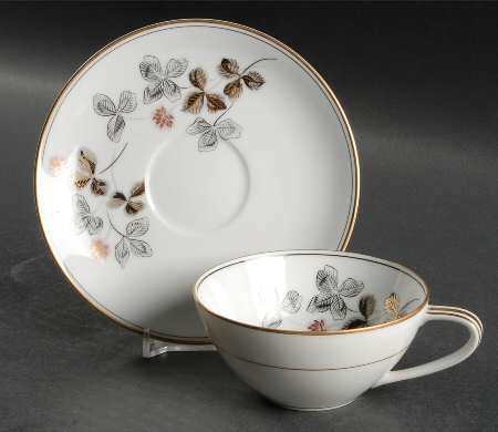 5547 Flat Cup & Saucer Set
