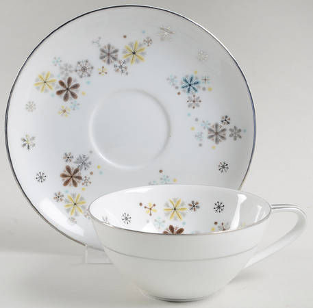 5548 Flat Cup & Saucer Set