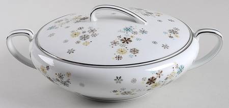 5548 Round Covered Vegetable
