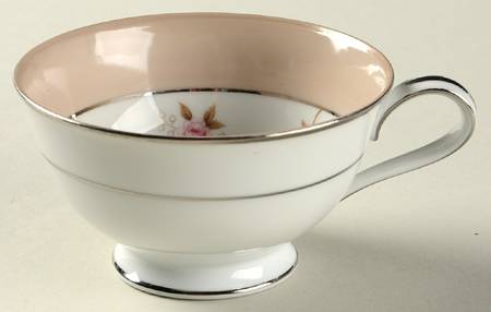 5560 Footed Cup