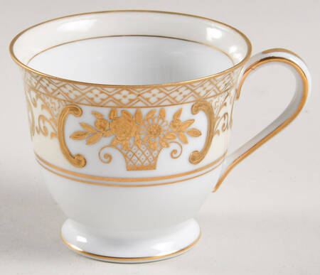5567 Footed Demitasse Cup