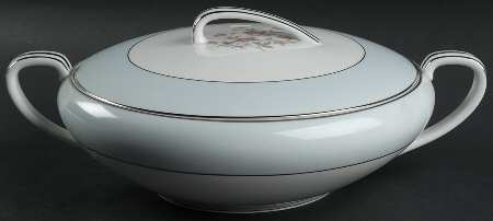5571 Round Covered Vegetable