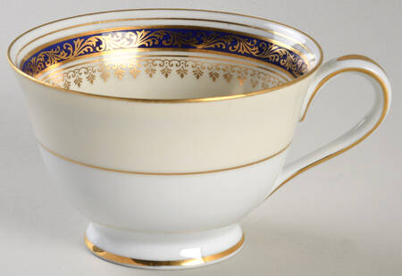 6449 Footed Cup