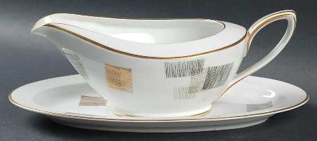 6928 Gravy Boat & Underplate