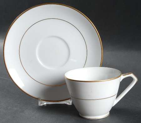 7050 Flat Cup & Saucer Set