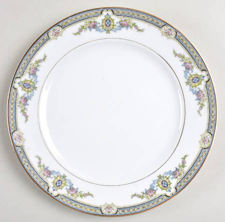 Aberdeen (Older) Luncheon Plate
