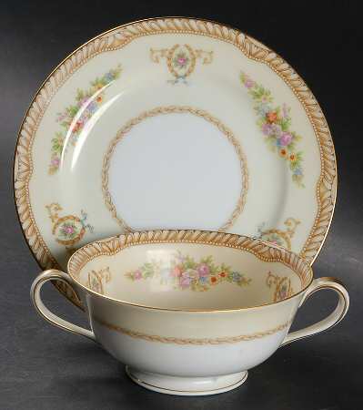 Abelia Footed Cream Soup Bowl & Saucer Set