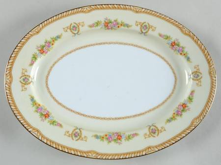 Abelia 11" Oval Serving Platter