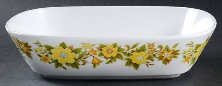 Acapulco 9" Oval Vegetable Bowl