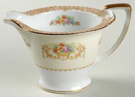 Acton Creamer