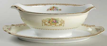 Acton Gravy Boat with Attached Underplate