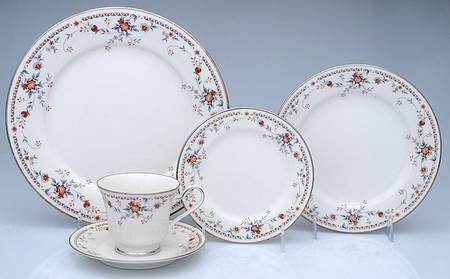 Adagio 40 Piece Estate Set