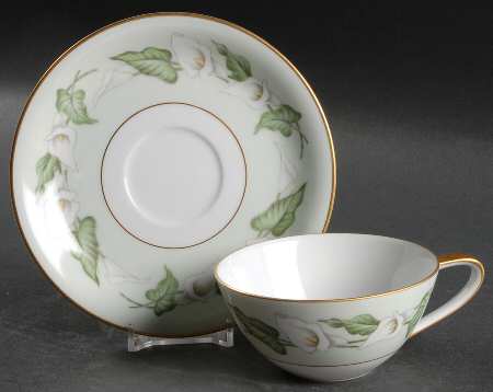 Adrienne Flat Cup & Saucer Set