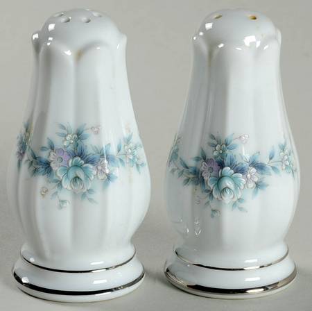 Adrienne Salt & Pepper Set