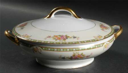 Adrian Round Covered Vegetable