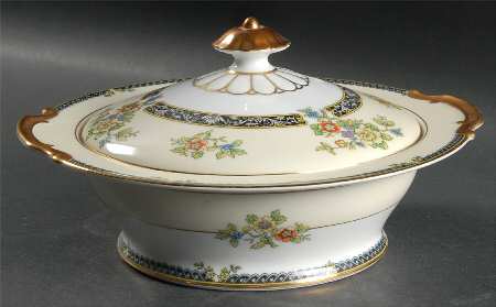 Adriatic Round Covered Vegetable