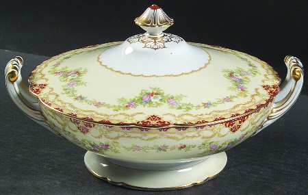 Ainslee Round Covered Vegetable
