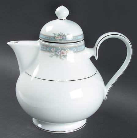 Ainsworth Teapot & Lid