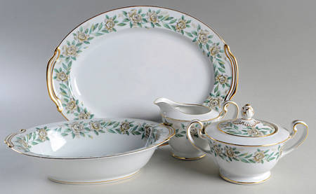 Alameda 5 Piece Hostess Set