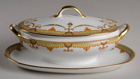 Albany Sauce Boat & Lid with Underplate