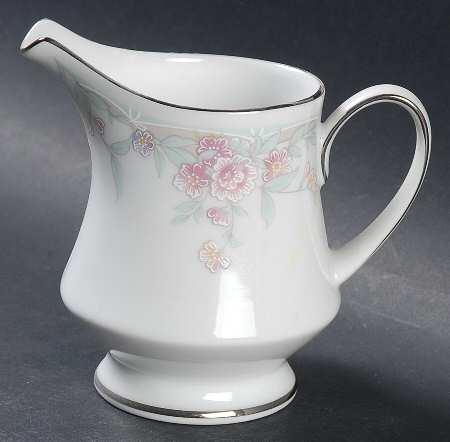 Algonquin Creamer