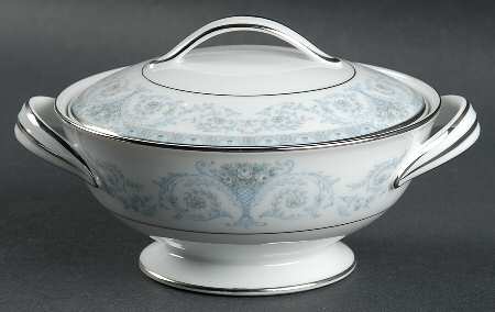 Allenby Sugar Bowl & Lid