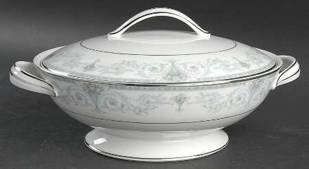 Allenby Round Covered Vegetable