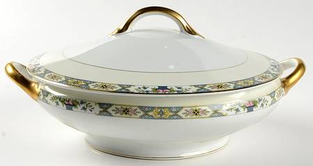 Allerton Round Covered Vegetable