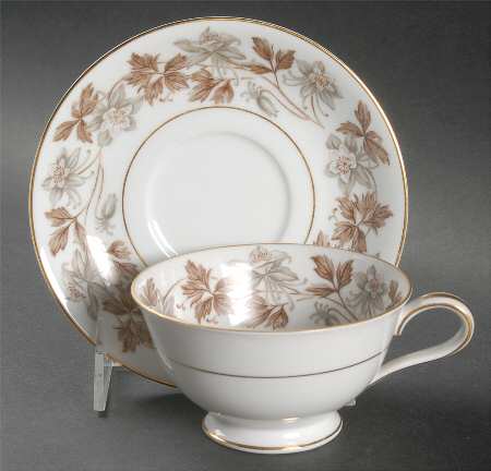 Allison Footed Cup & Saucer Set