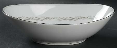 Almont 10" Oval Vegetable Bowl