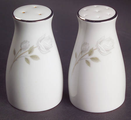 Altadena Salt & Pepper Set
