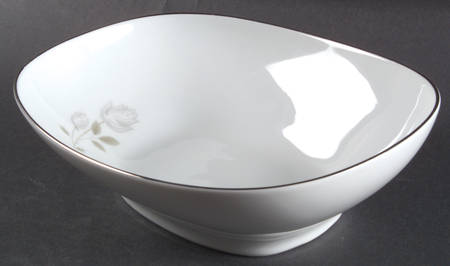 Altadena 9" Oval Vegetable Bowl