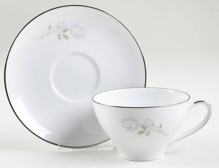 Altadena Flat Cup & Saucer Set