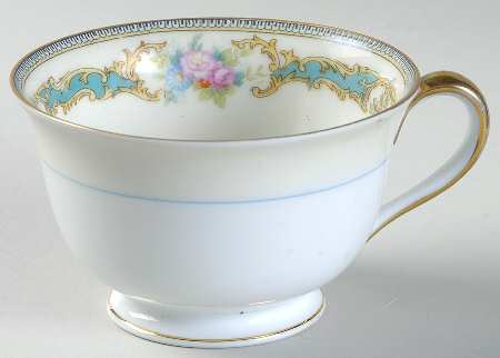 Althea Oversized Cup
