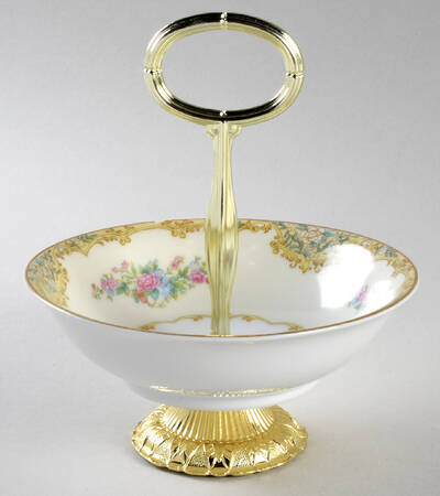 Alvin 6"-7" Handled Footed Nut Dish HC