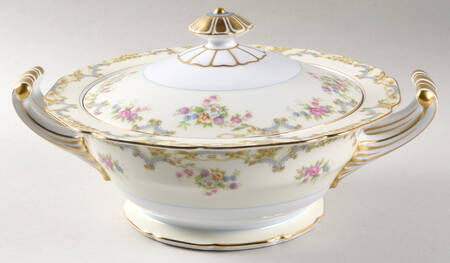 Alvadore Round Covered Vegetable