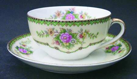 Amarillo Flat Cup & Saucer Set