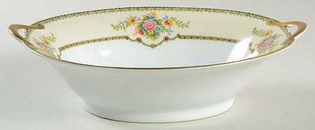 Amarillo 9" Oval Vegetable Bowl