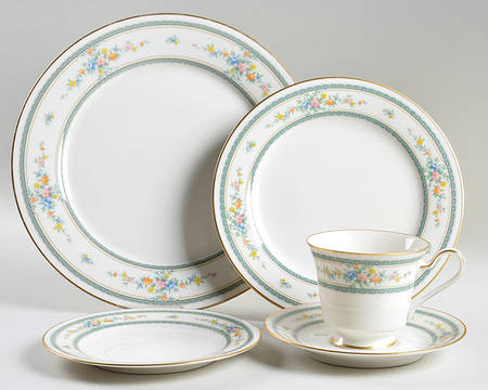 Amenity 5 Piece Place Setting